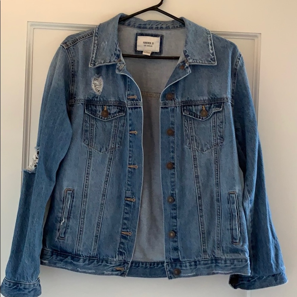 Relaxed jean jacket